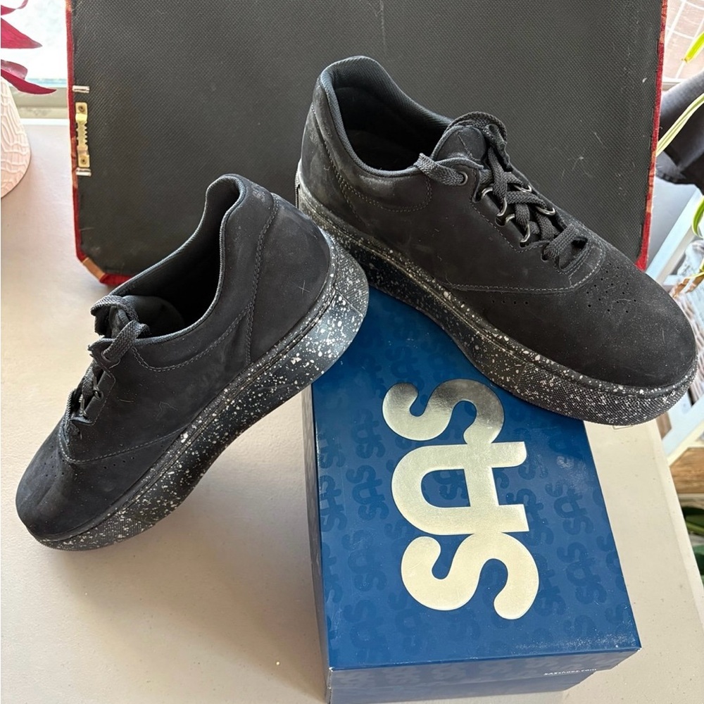 SAS Free Rein women Everyday Walking Sneaker Size 8 (2E) Black Onyx Leather
